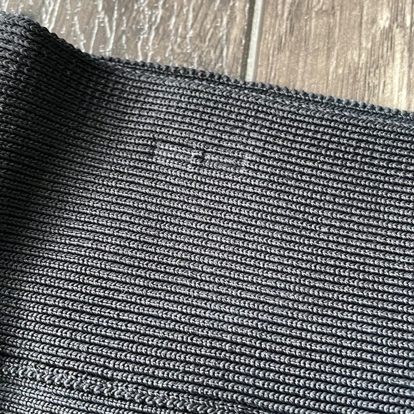 BCBG MaxAzria Simone black bandage skirt, size XXS - new with tags - Picture 3 of 6